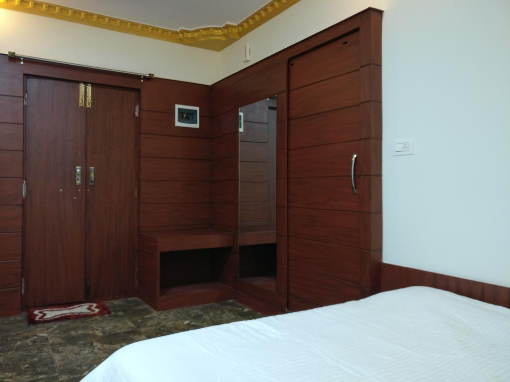 The Shades Holiday Homes Kushalanagar Bagian luar foto
